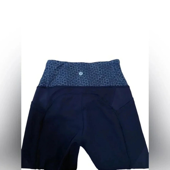 Lululemon Navy 7/8 Pants Sz 4 - Picture 3 of 5